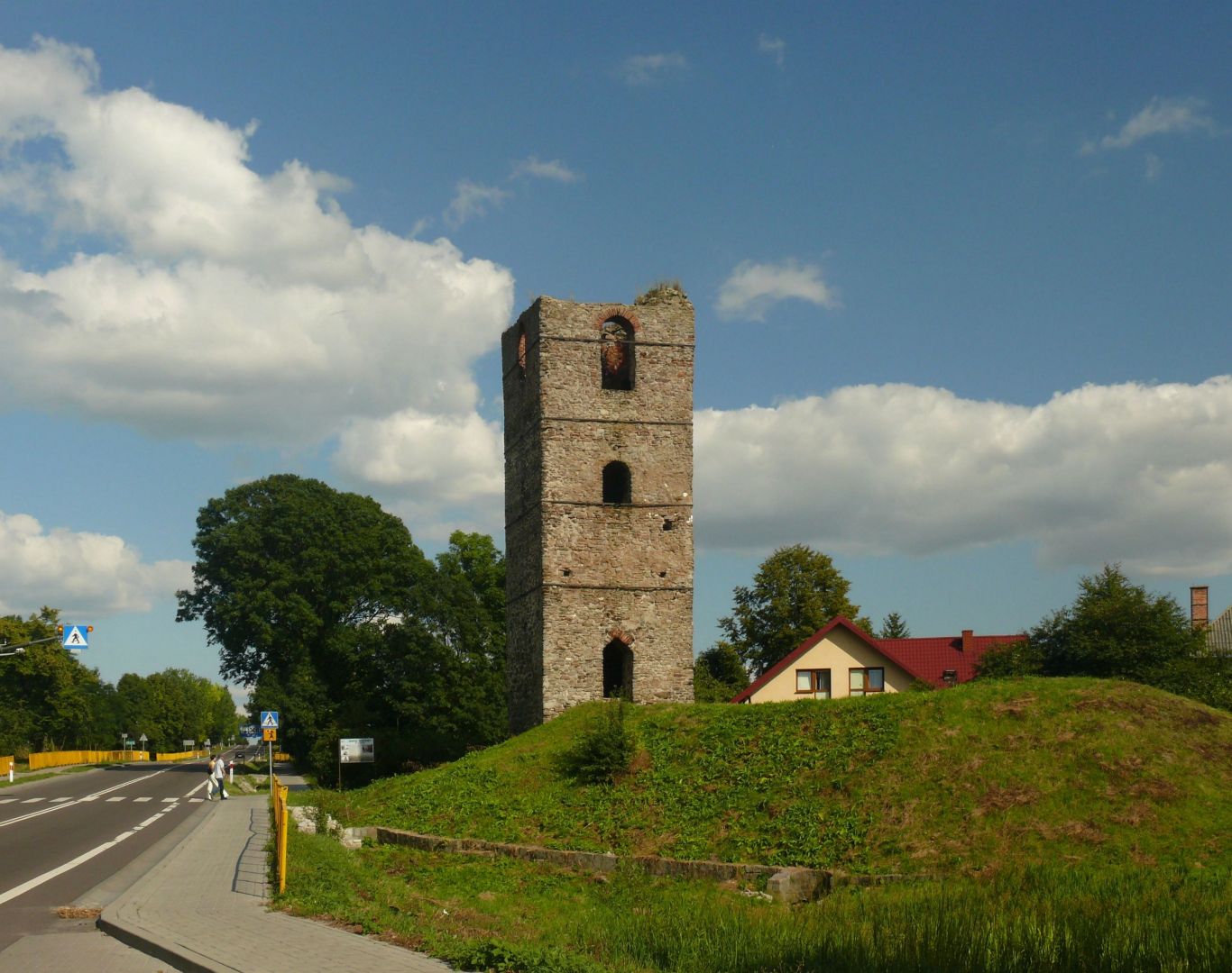 Ruiny wieży w Stołpiu