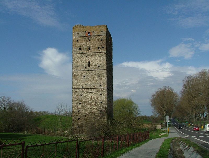 Defensive tower