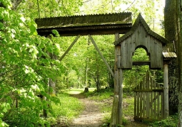 Entrance to the cemetery