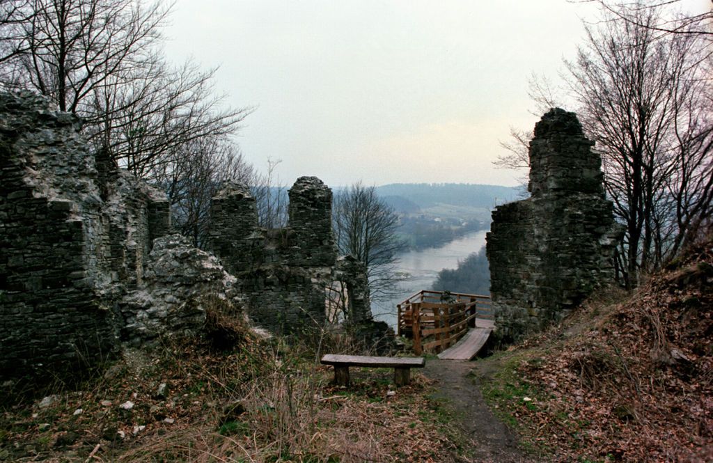 Ruiny zamku Sobień