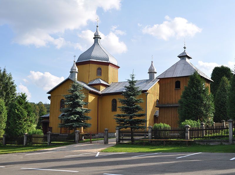 Drewniana cerkiew w Leszczowatem