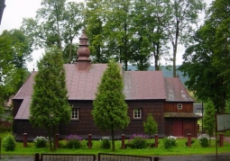 Zabytkowa cerkiew w Łodynie