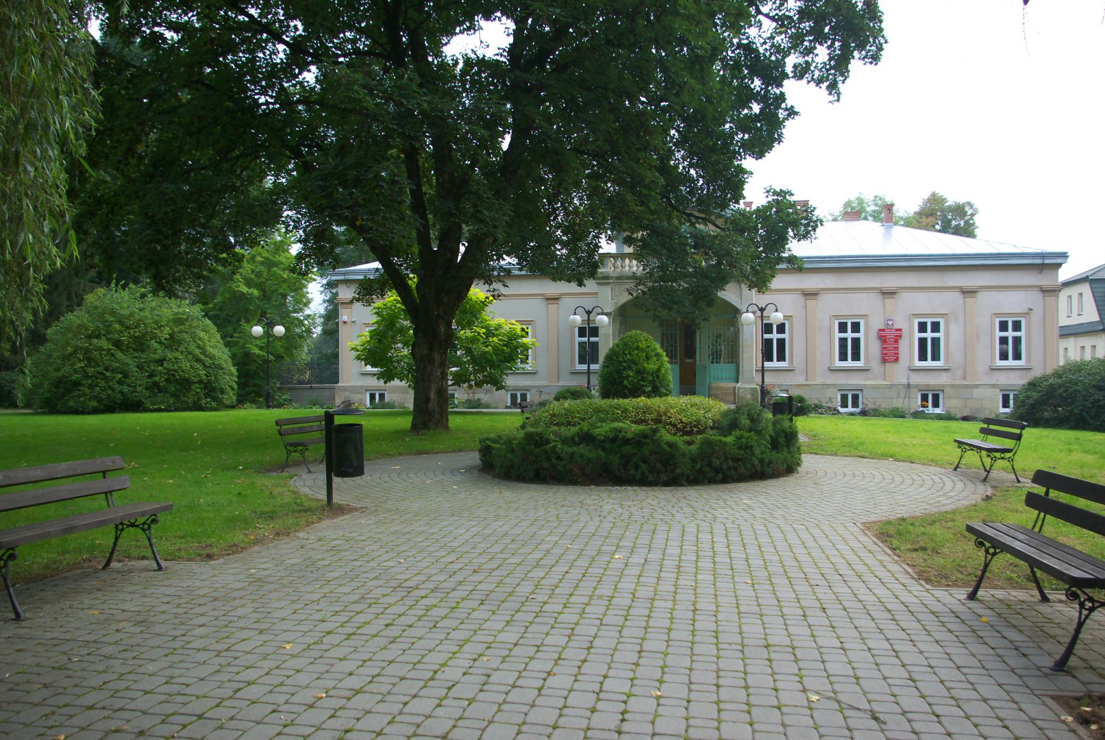 Manor of Gniewoszów