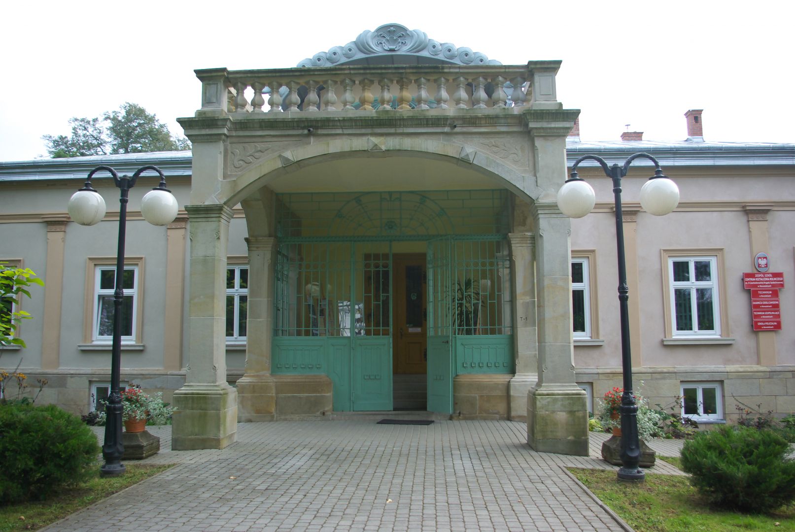 Manor of Gniewoszów