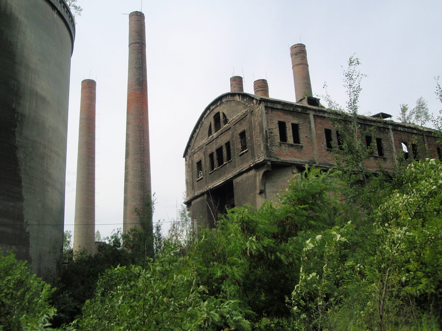 View of well-preserved chimneys