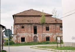 Ruins of the synagogue in Cieszanów