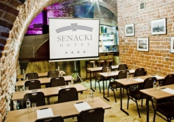 Senacki4