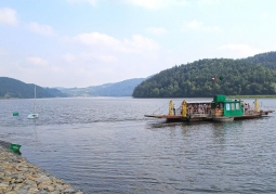 Jezioro Czchowskie tafla