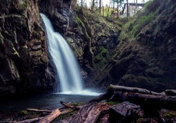 Wilczki Waterfall - Międzygórze