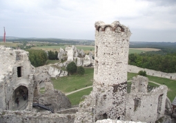 Photo: Ogrodzieniec Castle
