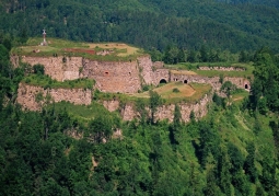 Donjon Fortress - Srebrna Góra