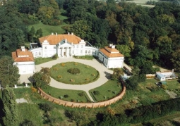 Palace in Śmiełów - Śmiełów
