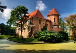 Gothic castle - Oporów