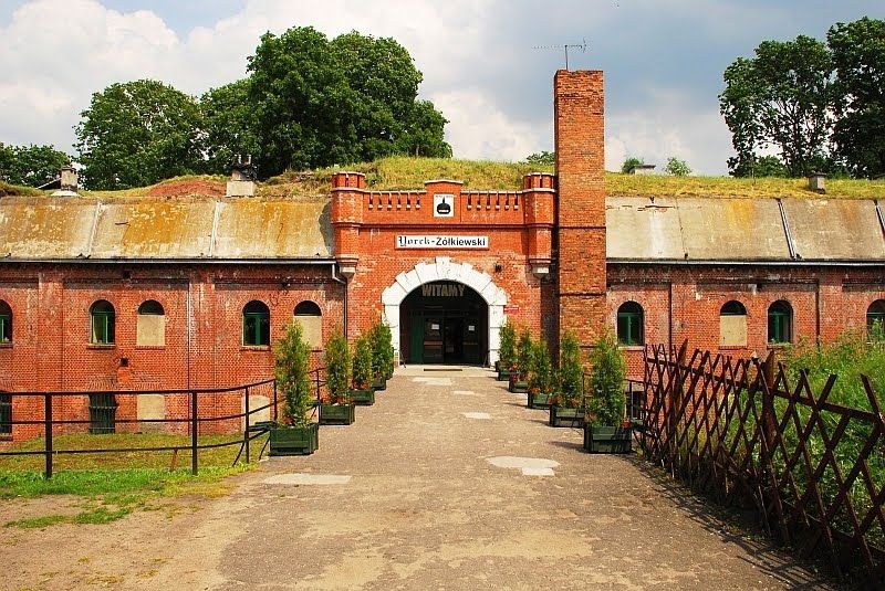 Entrance to the fort