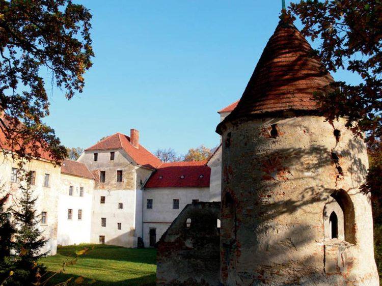 Bastejowy Zamek Szlachecki