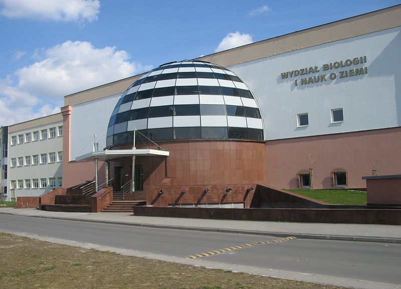 Budynek Wydziału Biologii i Nauk o Ziemi Uniwersytetu Mikołaja Kopernika