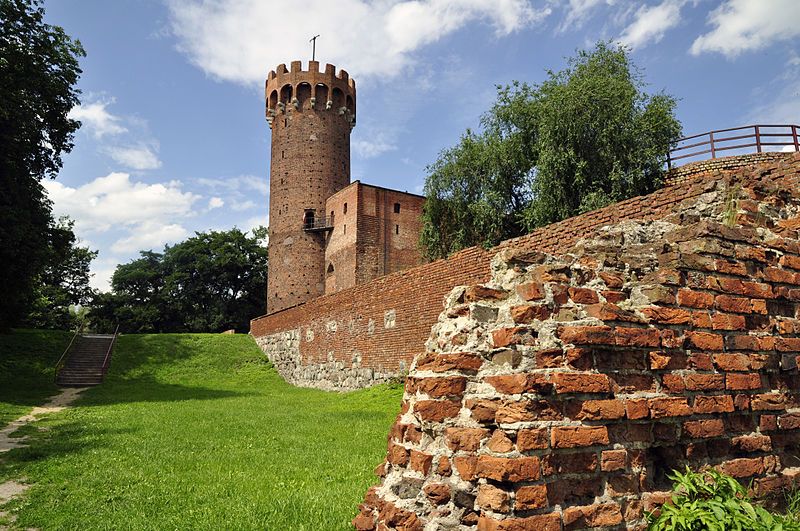 Castle ruins from the entrance