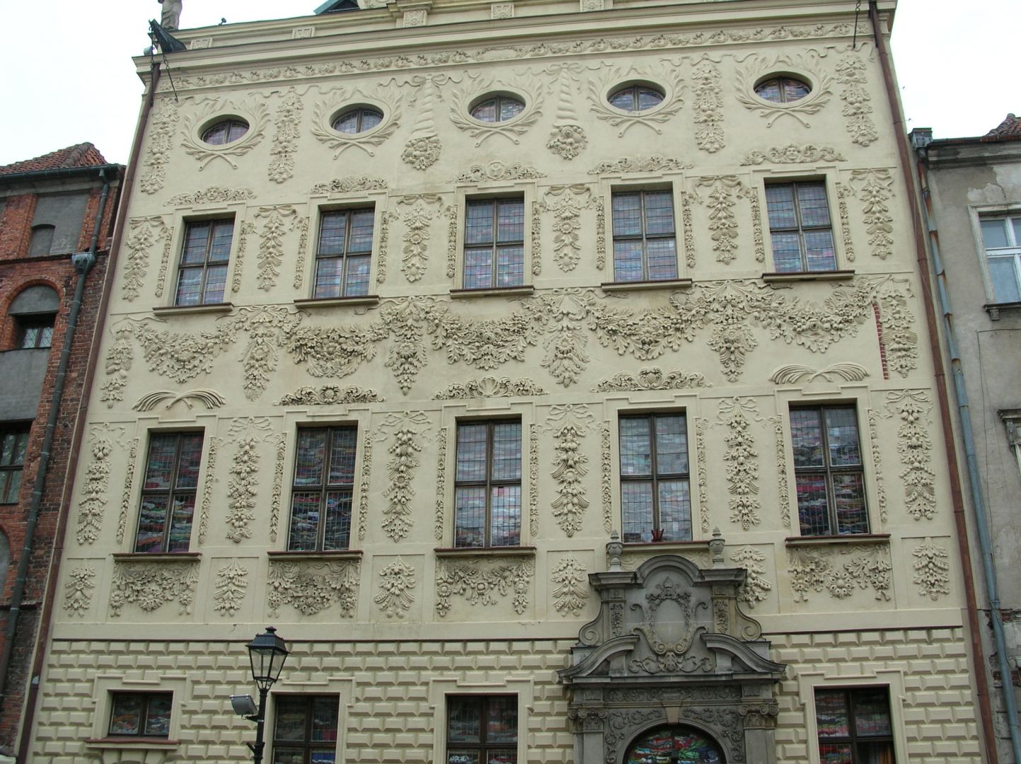 Dąmbski Palace