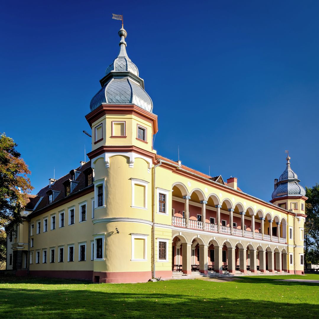 Baroque palace in Krobielowice