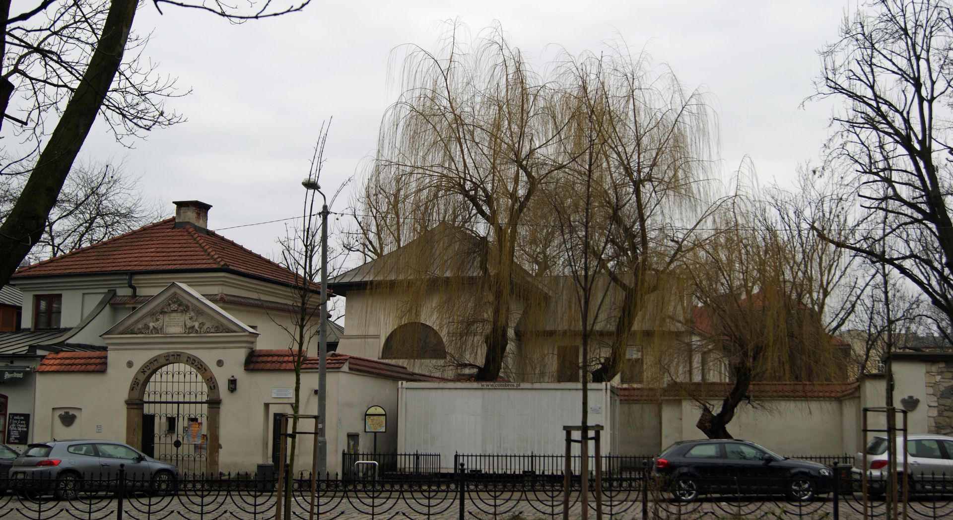 Widok z ulicy Szerokiej