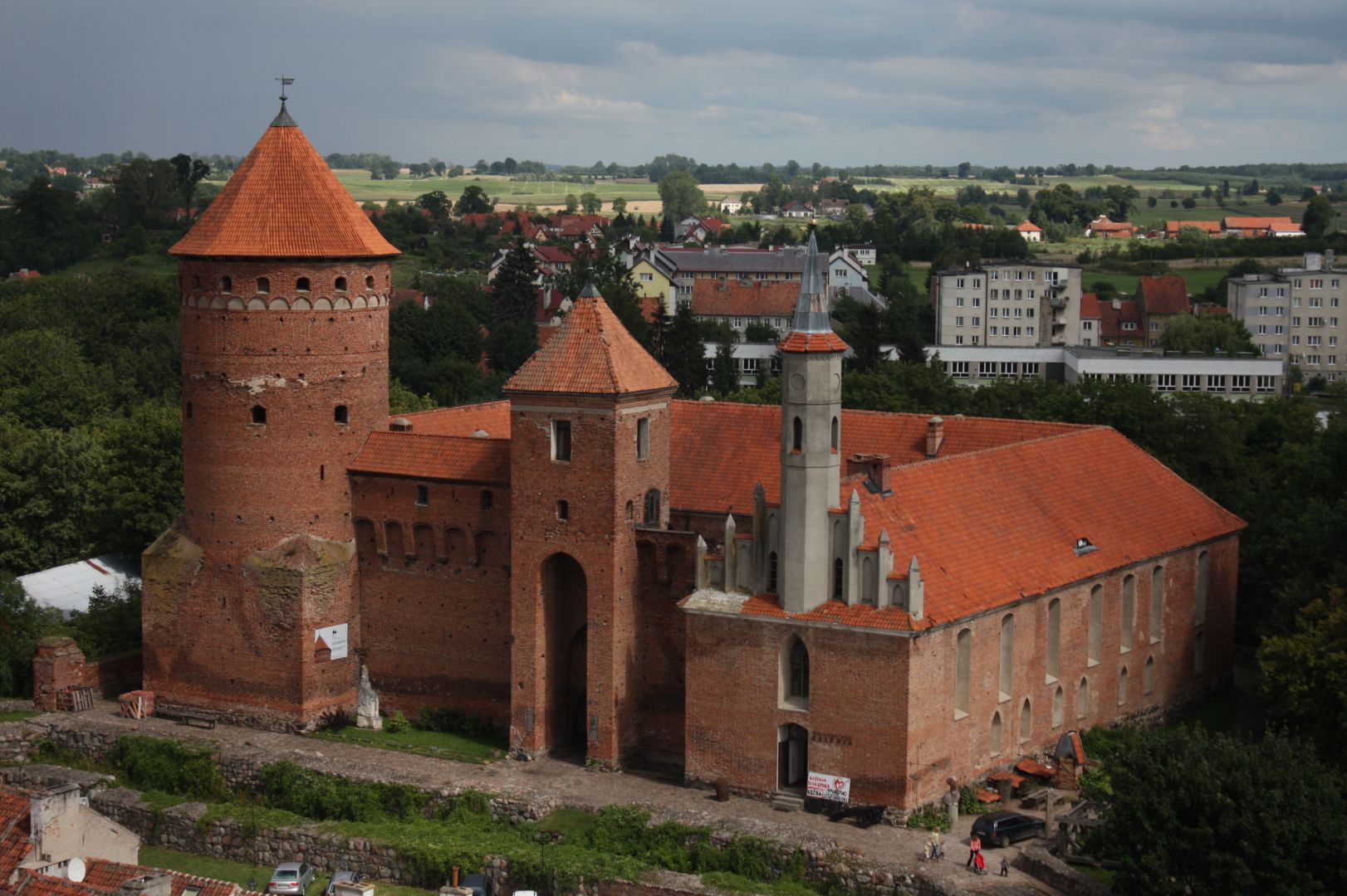 Castle and surroundings