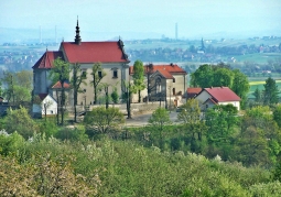 Bird's-eye view of the church building