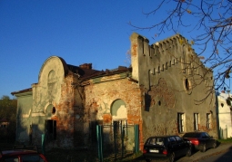 The synagogue building in Grybów