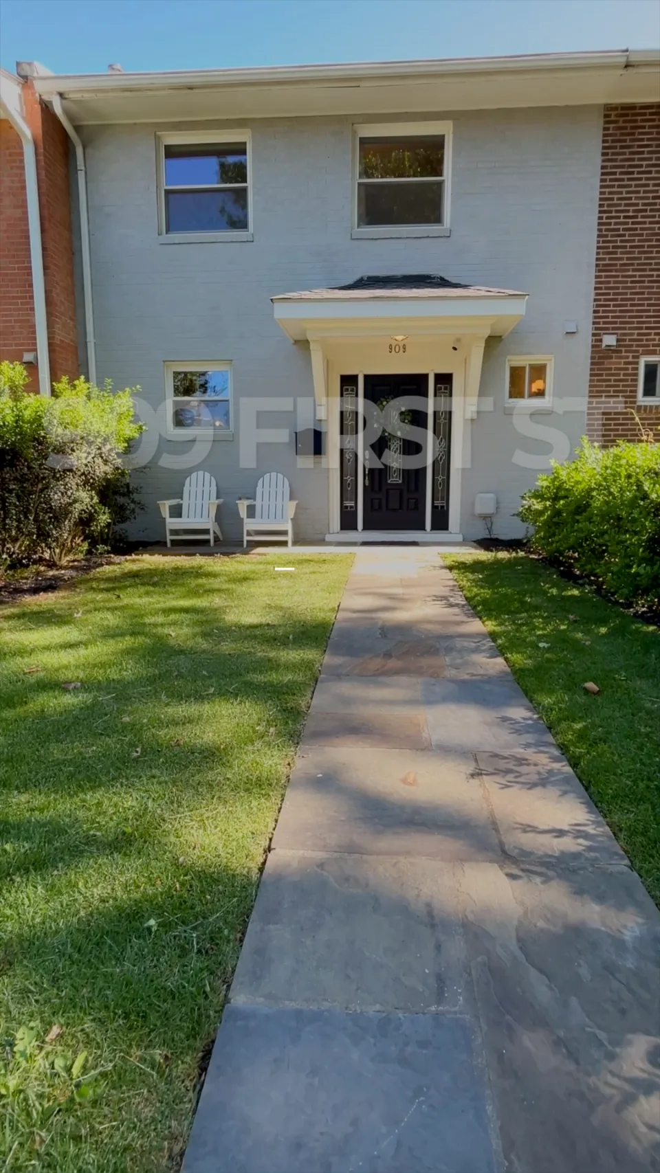 909 First St, Alexandria, VA