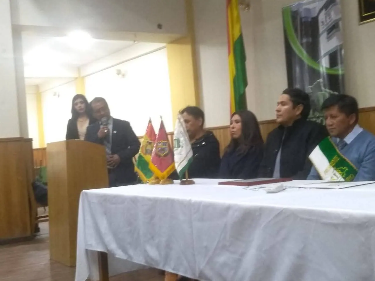 Presencia institucional en la posesión de profesionales petroleros