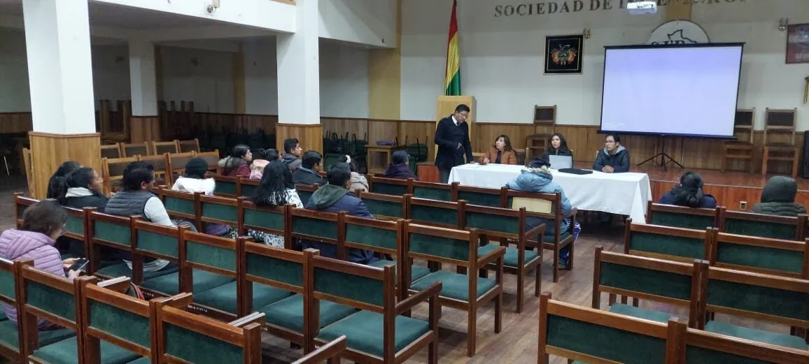 🐾 Reunión con asociaciones animalistas y voluntarios independientes