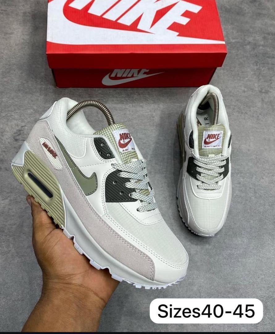 Nike Air Max 90 