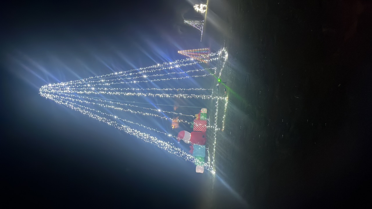 Hubert Family Christmas Lights!, Christmas lights in Ocala, FL (photo 1)