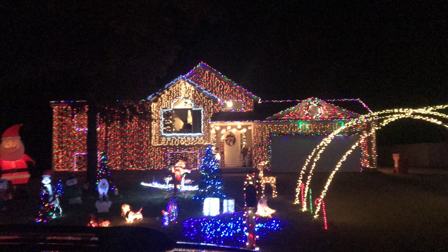 Greenville Light Show, Christmas lights in Greenville, MI (photo 1)