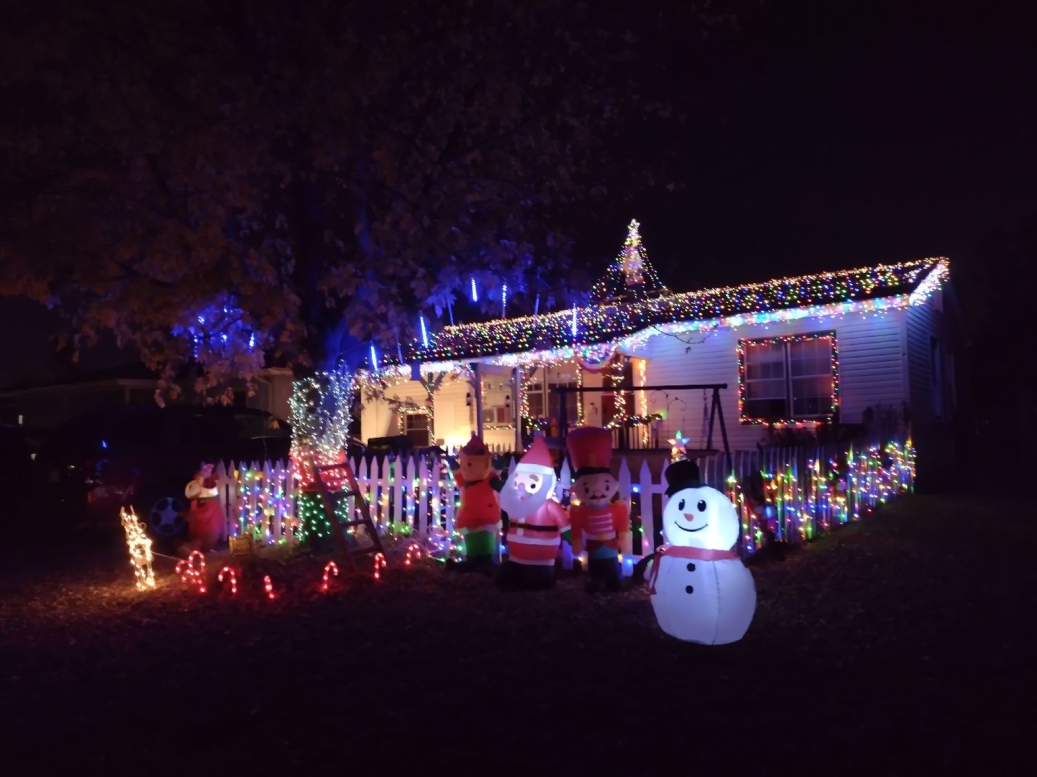 Our House, Christmas lights in Oklahoma City, OK (photo 1)