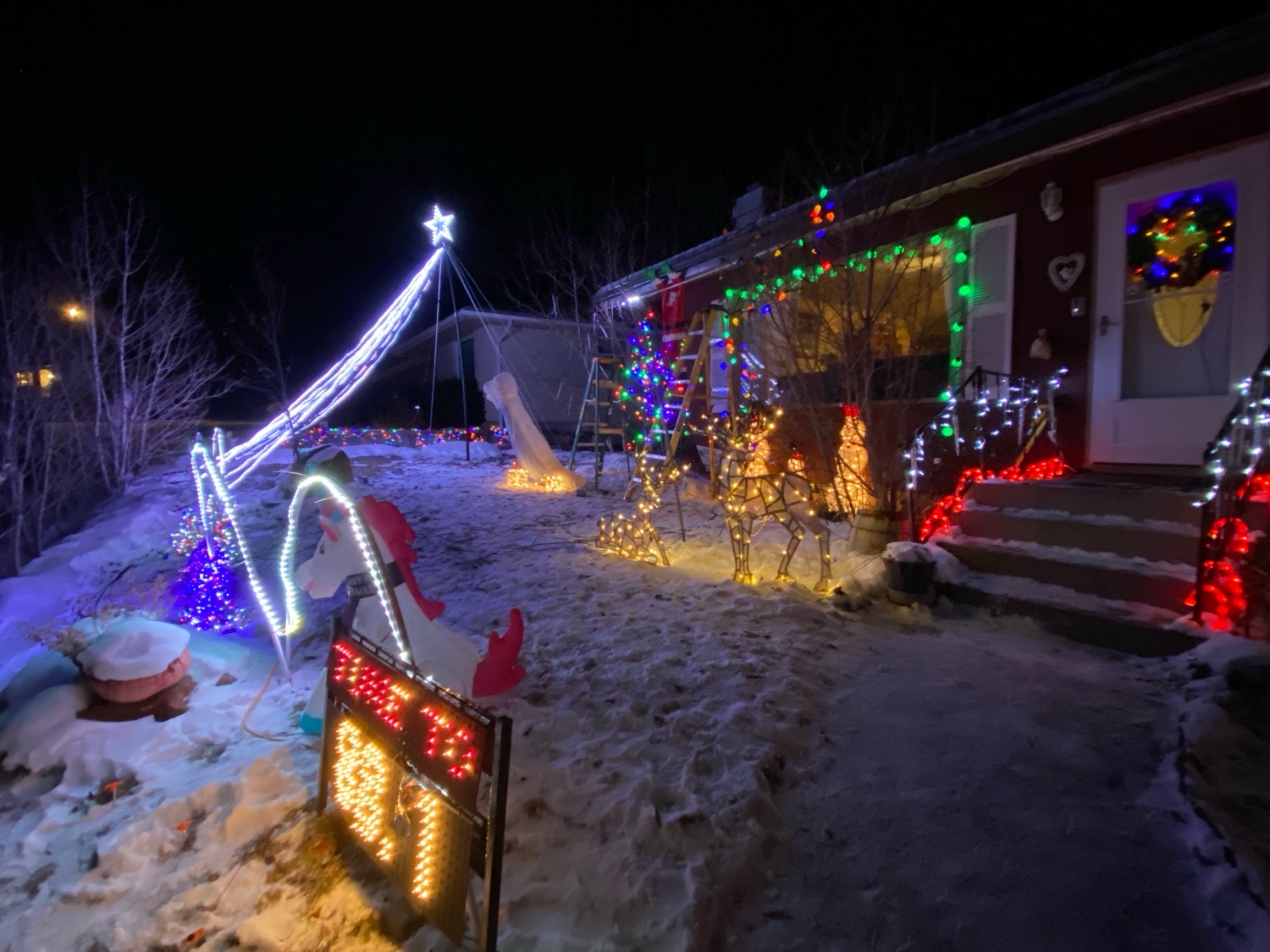 Light Show, Christmas lights in Butte, MT (photo 5)