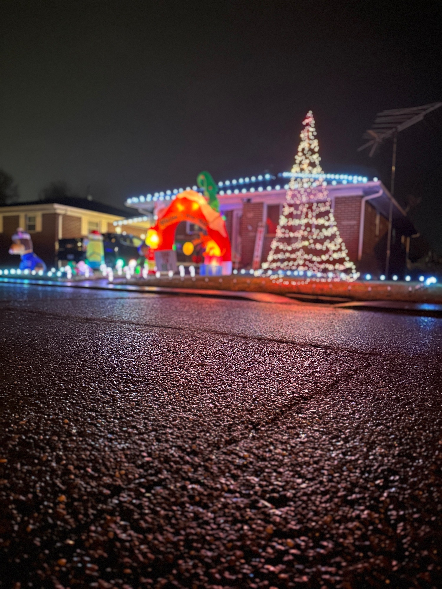 QUEEN FAMILY LIGHT SHOW, Christmas lights in Gallipolis, OH (photo 4)