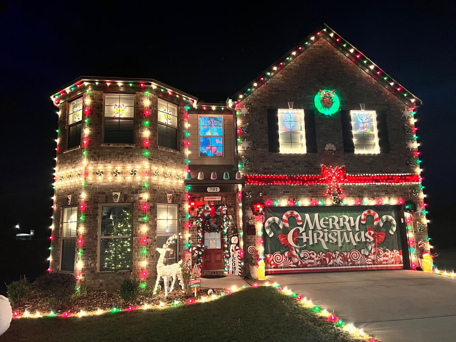 Gingerbread House, Christmas lights in Kathleen, GA (photo 5)