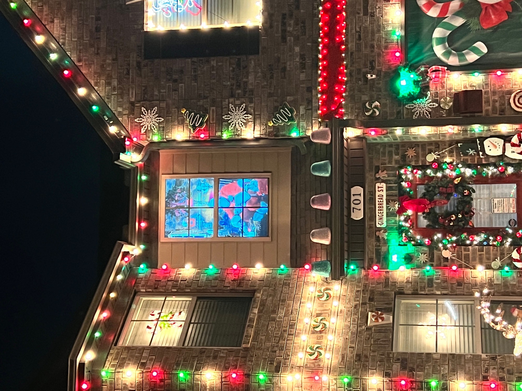 Gingerbread House, Christmas lights in Kathleen, GA (photo 3)