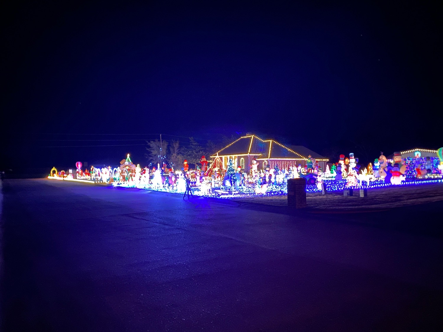 Bells Christmas light show, Christmas lights in Canton, TX (photo 1)