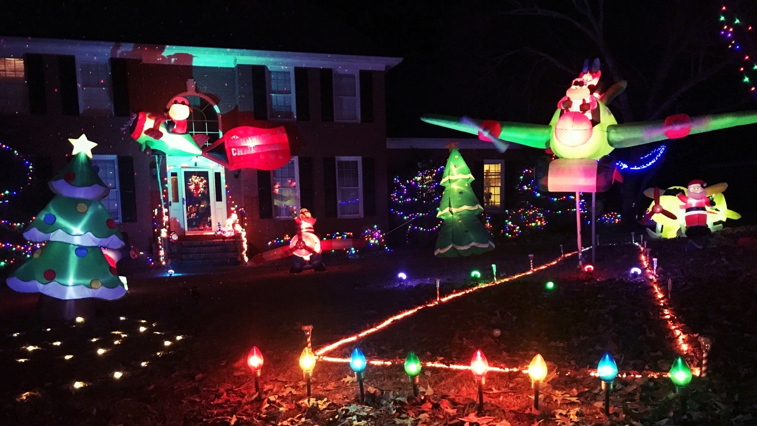 North Pole Airstrip, Christmas lights in Columbia, SC (photo 1)