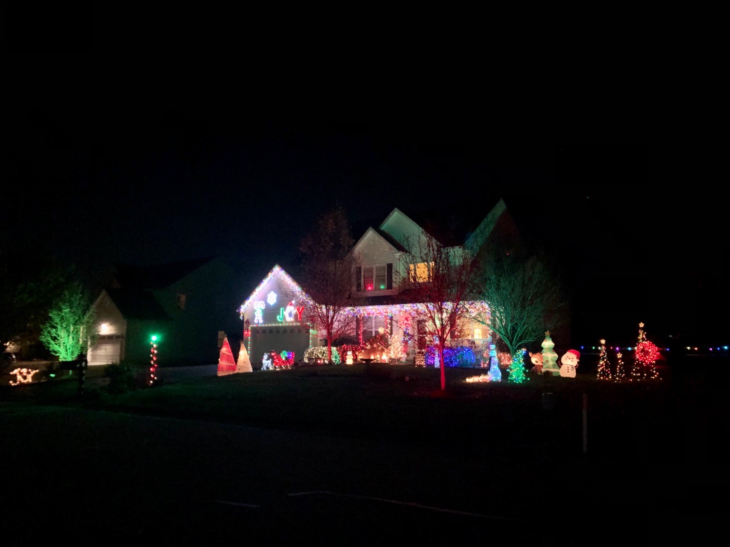 A Griswold Christmas on Hoffman, Christmas lights in Spring City, PA (photo 1)