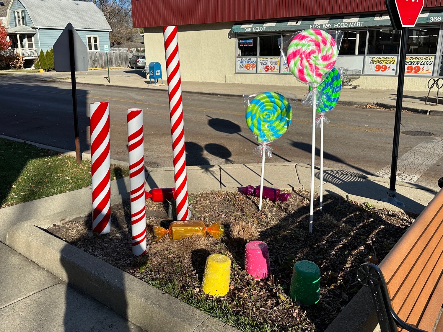 Candyland, Christmas lights in Forest Park, IL (photo 5)