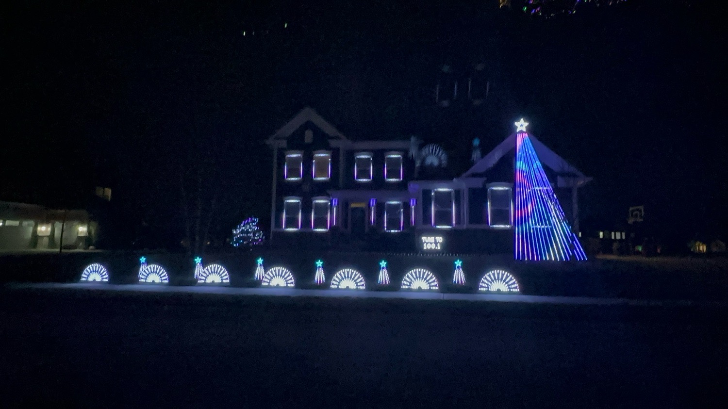 RadLights, Christmas lights in Avon, IN (photo 1)