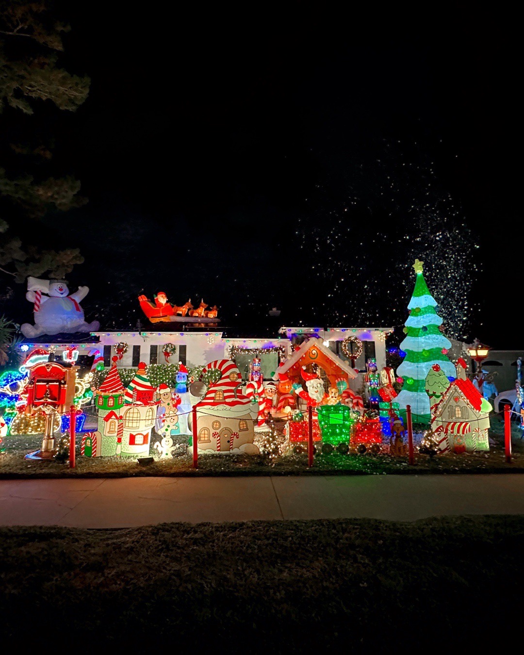 The Holiday Magic Home: The North Pole, Christmas lights in Burbank, CA (photo 1)