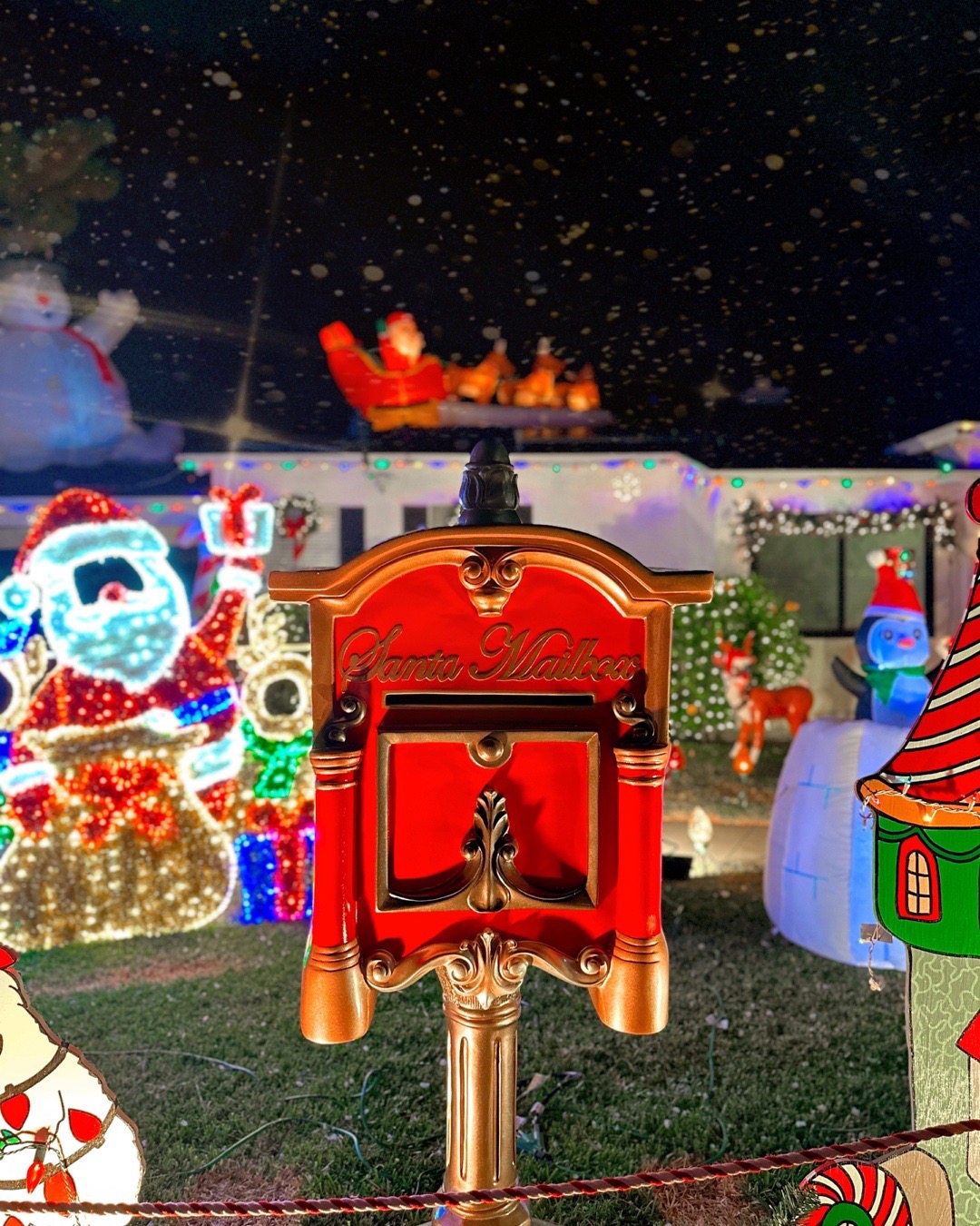 The Holiday Magic Home: The North Pole, Christmas lights in Burbank, CA (photo 3)