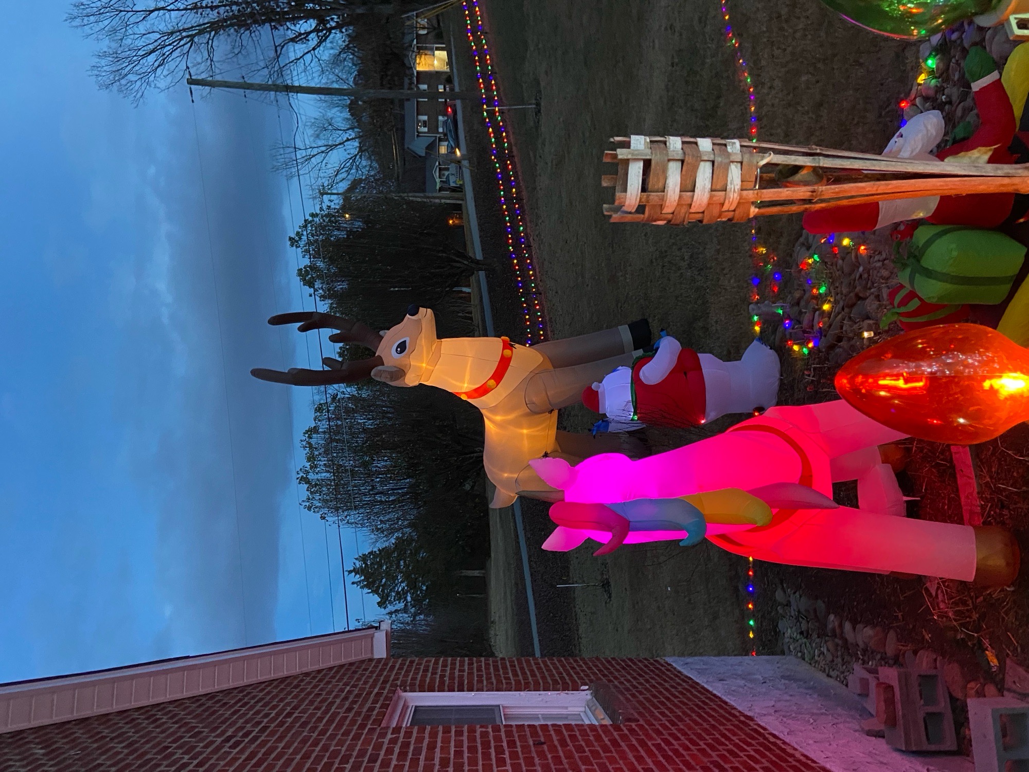 Christmas on Matlock, Christmas lights in Knoxville, TN (photo 4)
