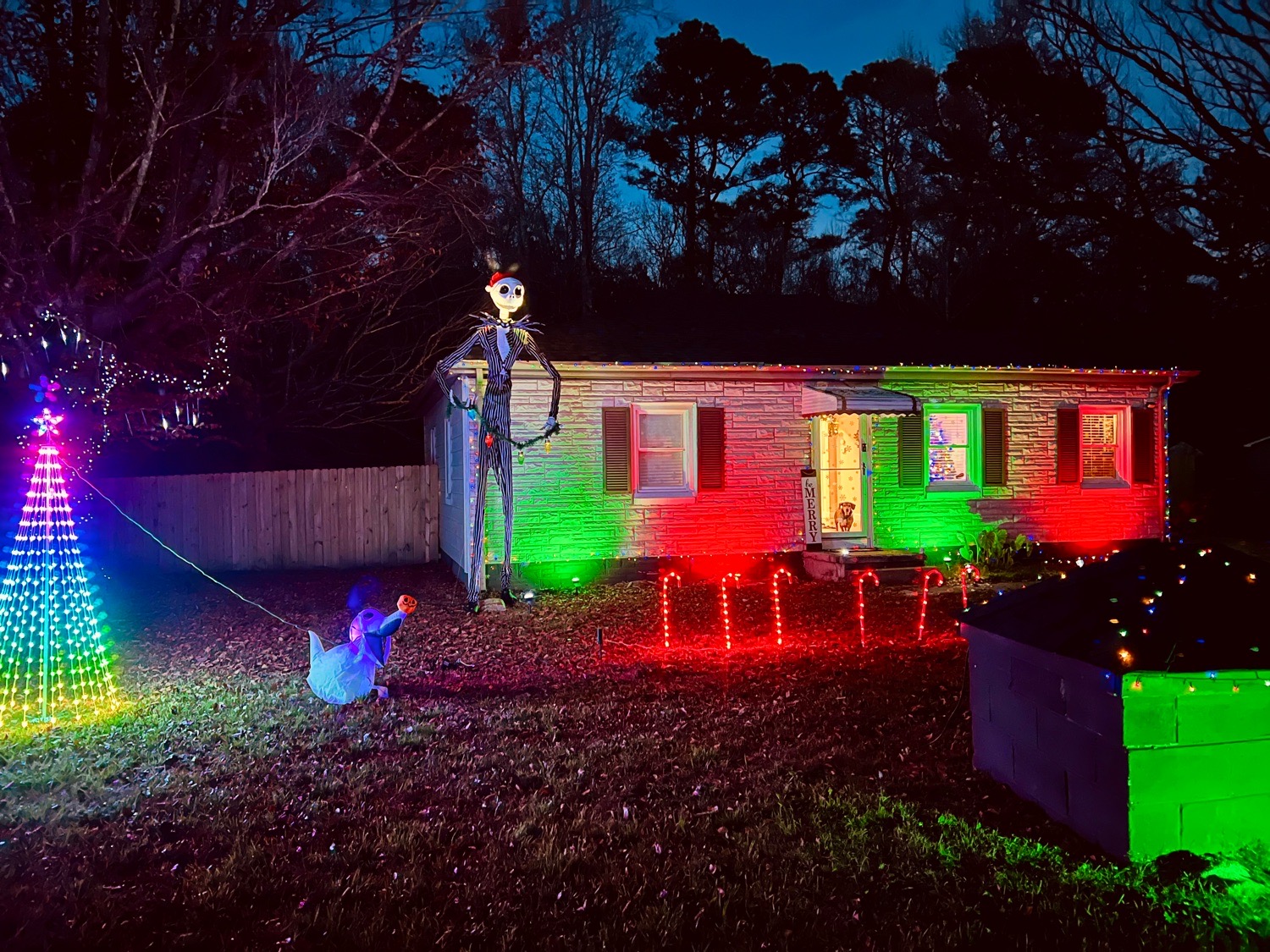 Jacks Christmas Town, Christmas lights in Suffolk, VA (photo 4)