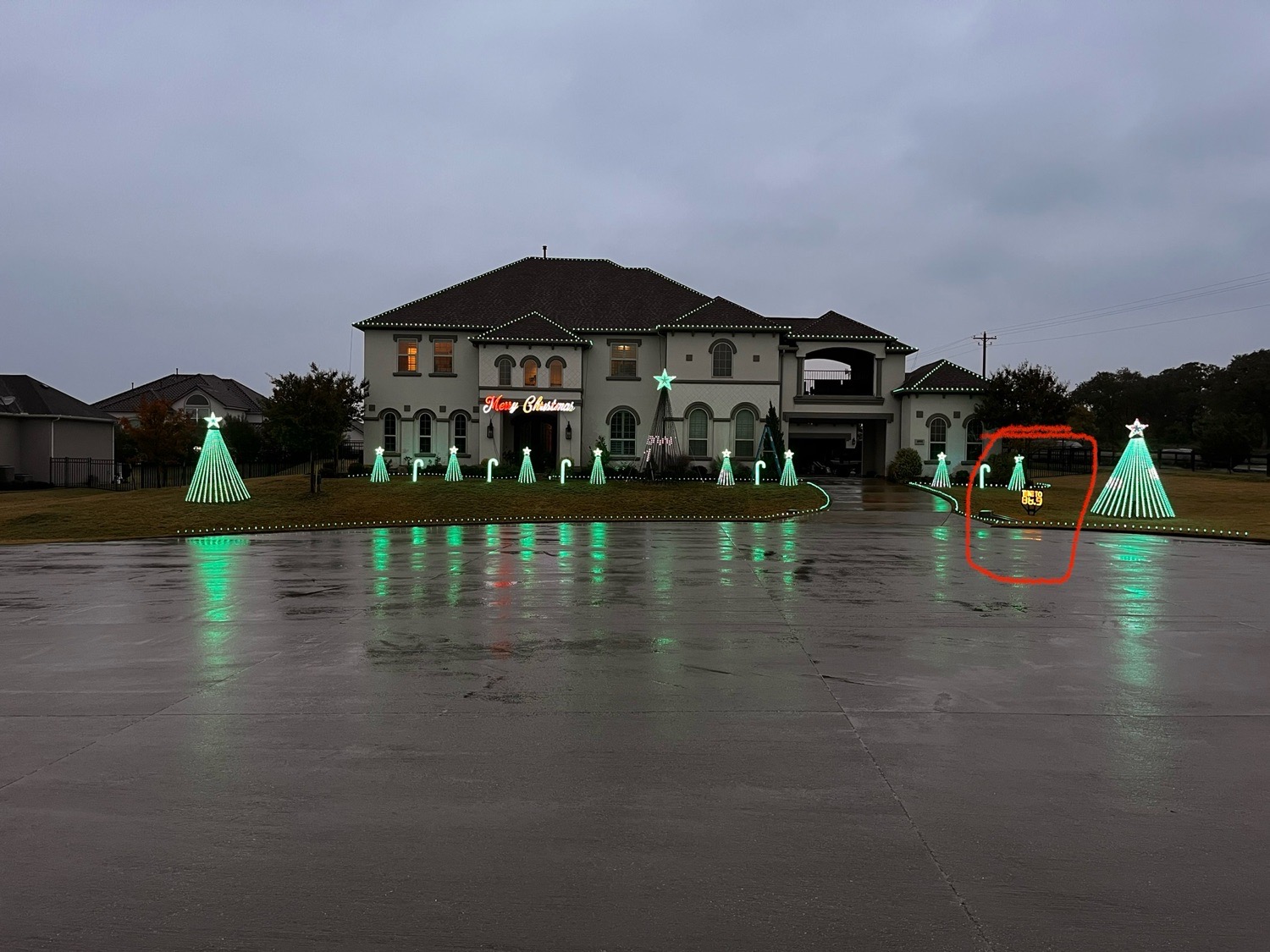 Christmas Lights Clancy Circle, Christmas lights in Flower Mound, TX (photo 2)