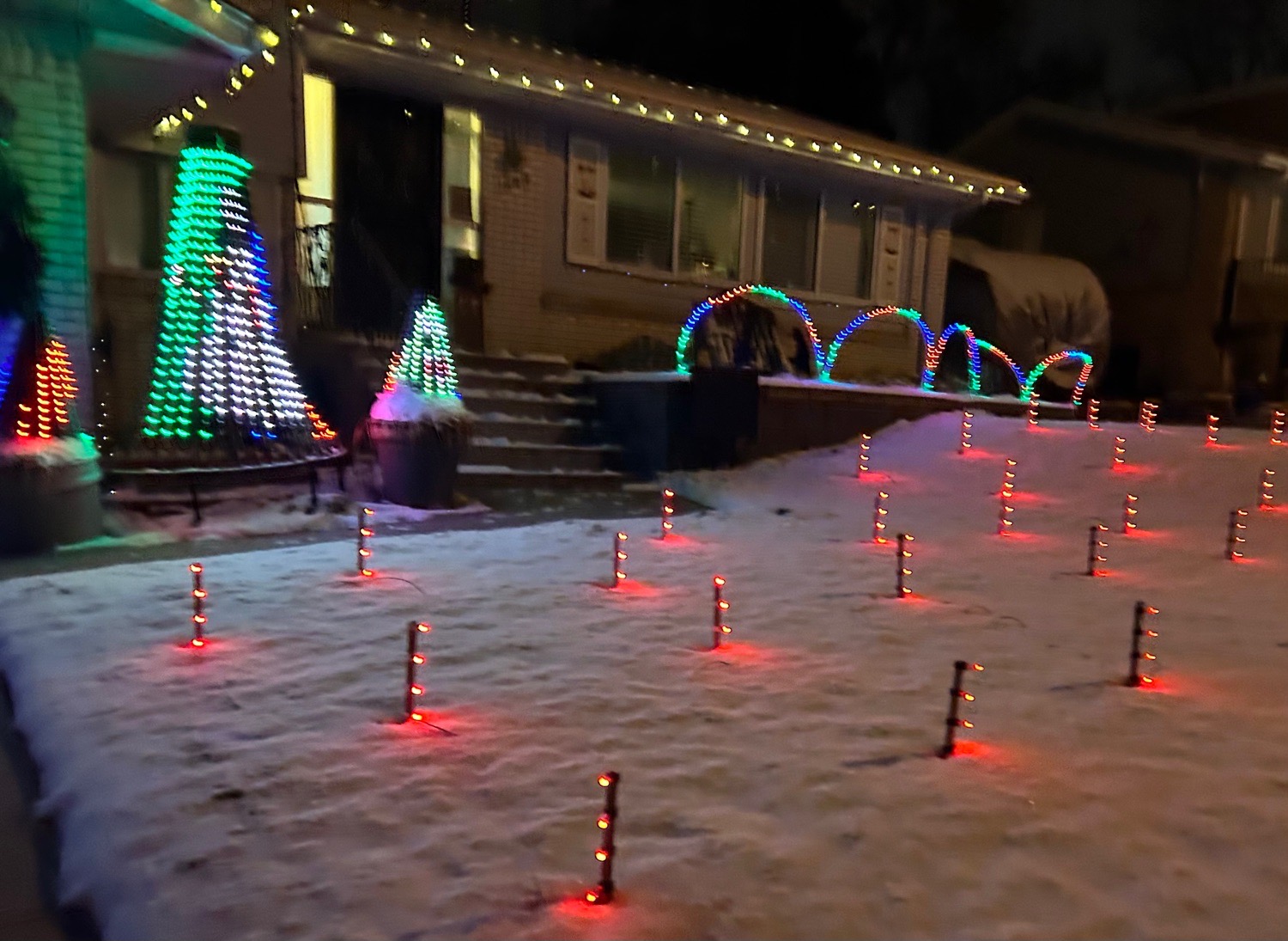 Toe-Tafting Lights, Christmas lights in Lakewood, CO (photo 2)