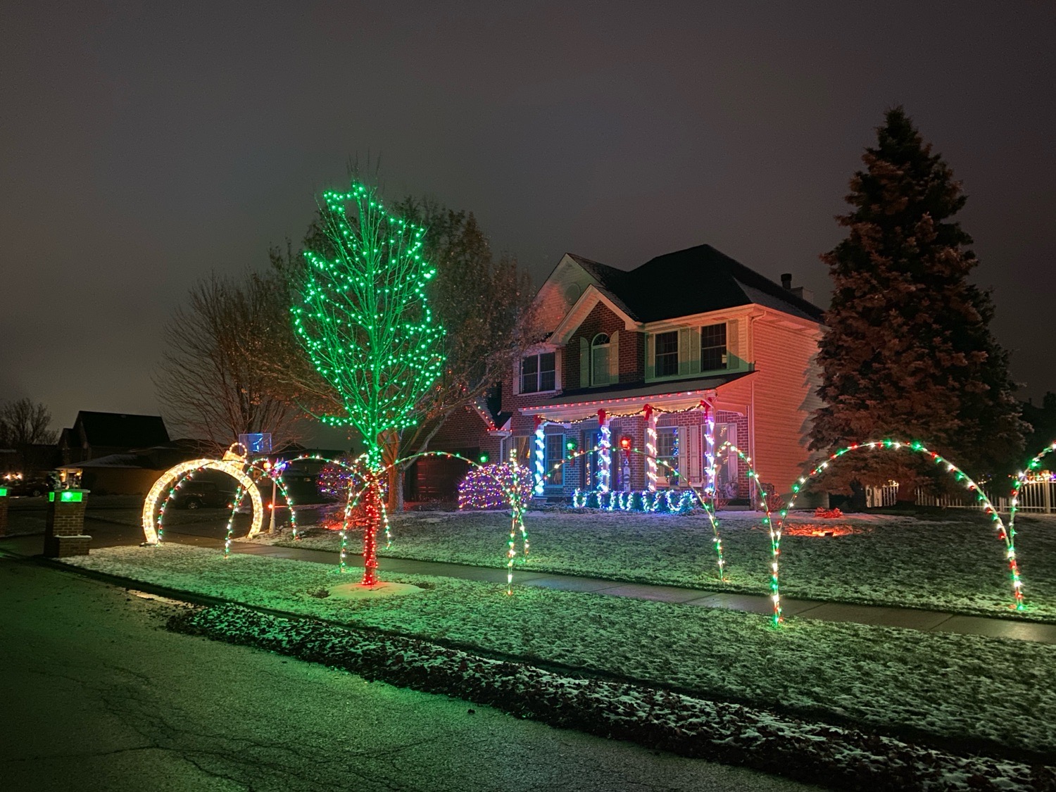 Harvest Holiday, Christmas lights in Frankfort, IL (photo 2)
